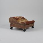 1314 1415 FOOTSTOOL